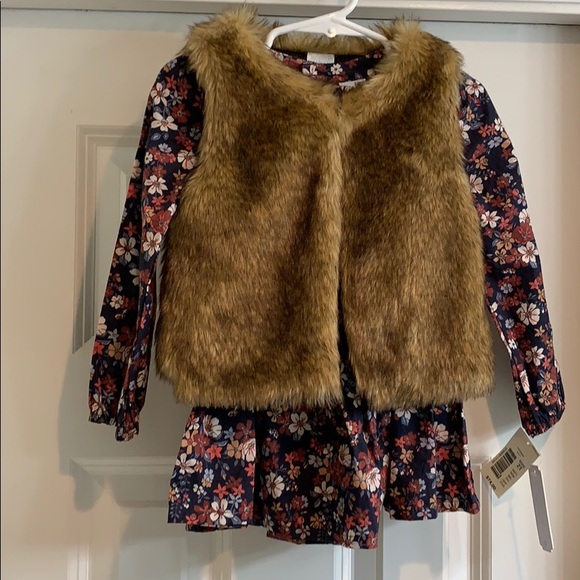 NWT Edge Hill Collection Dress and Faux Fur Vest